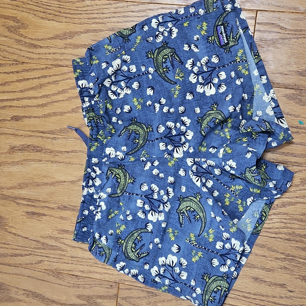 Limited Edition Patagonia Gator Baggies Small 🐊